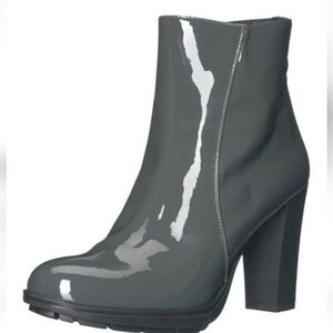 Andre Assous Waterproof Charcoal Patent Ankle Bootie Size 39 EU 9.5 US